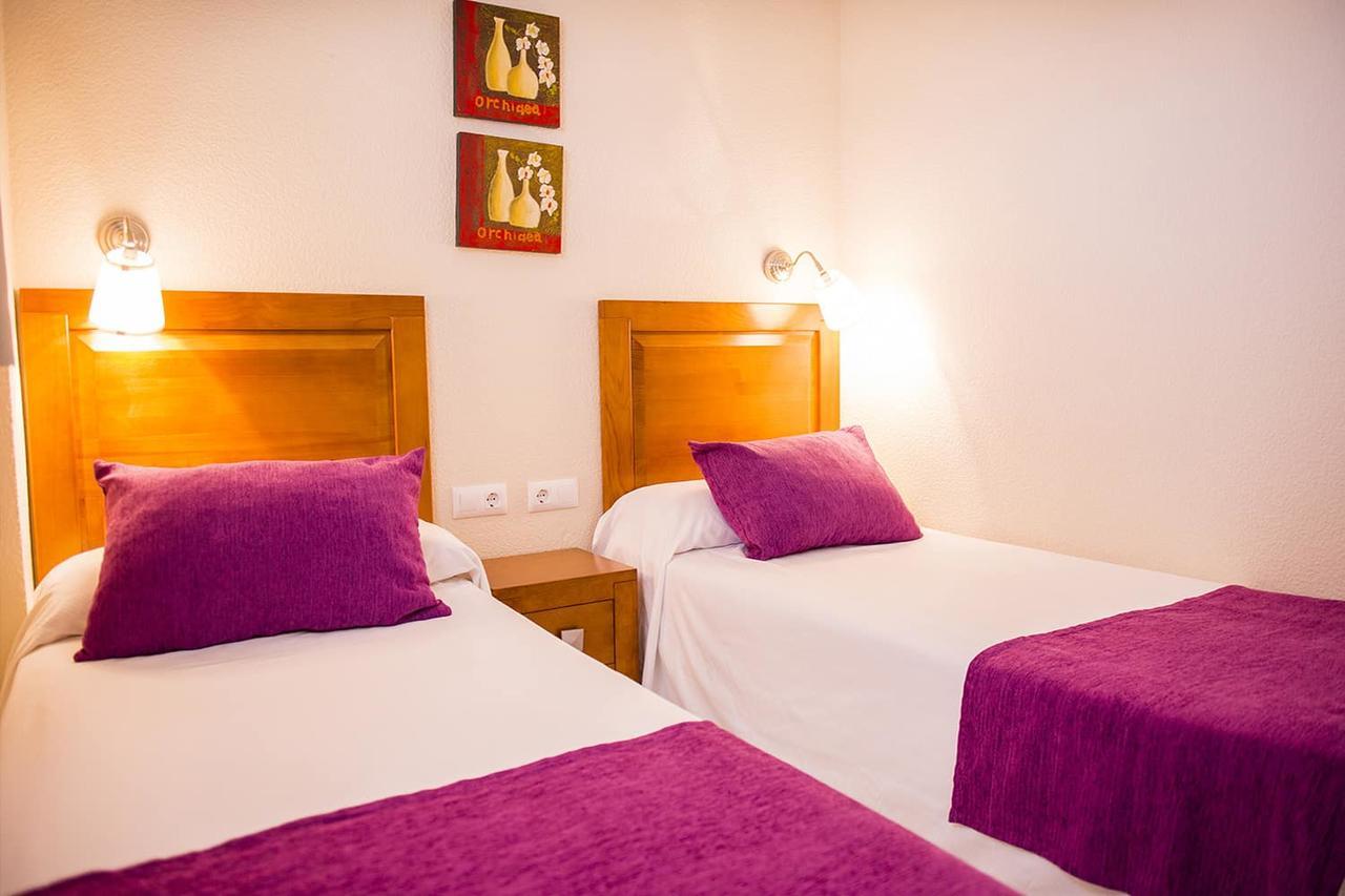 Apartamentos Fenix Beach Roquetas de Mar Zewnętrze zdjęcie